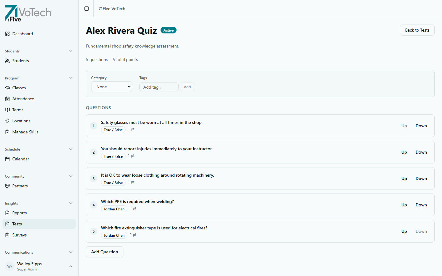 Test questions with True/False and Multiple Choice types (light theme)
